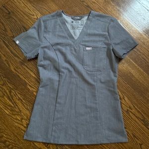 NWOT Figs Slim Catarina one pocket Scrub top